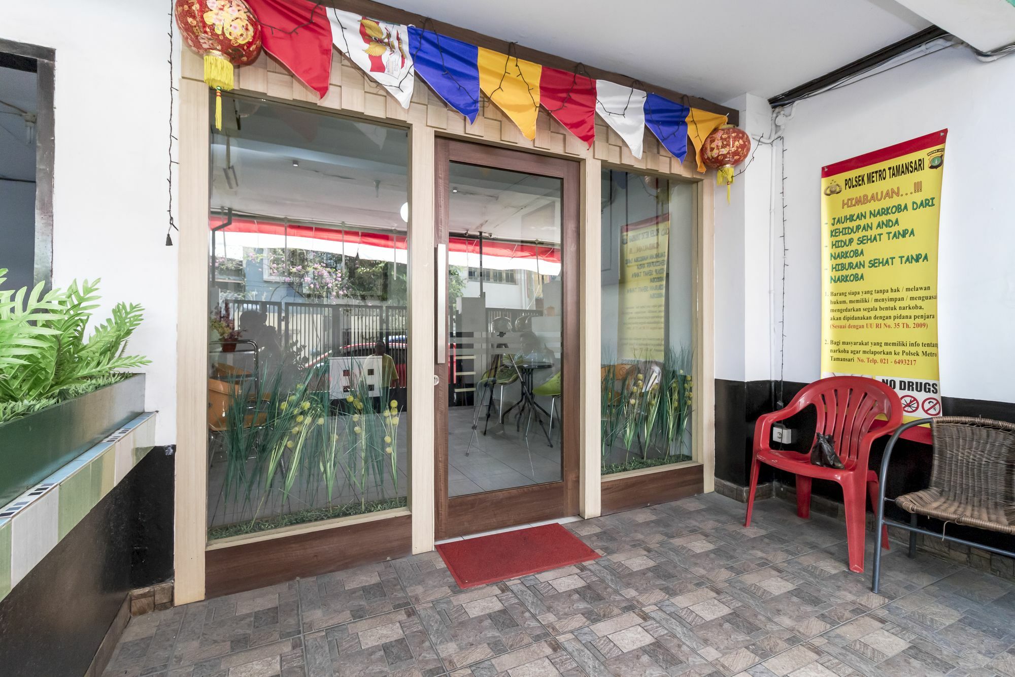 Reddoorz Near Gajah Mada Plaza 2 Hotell Jakarta Eksteriør bilde