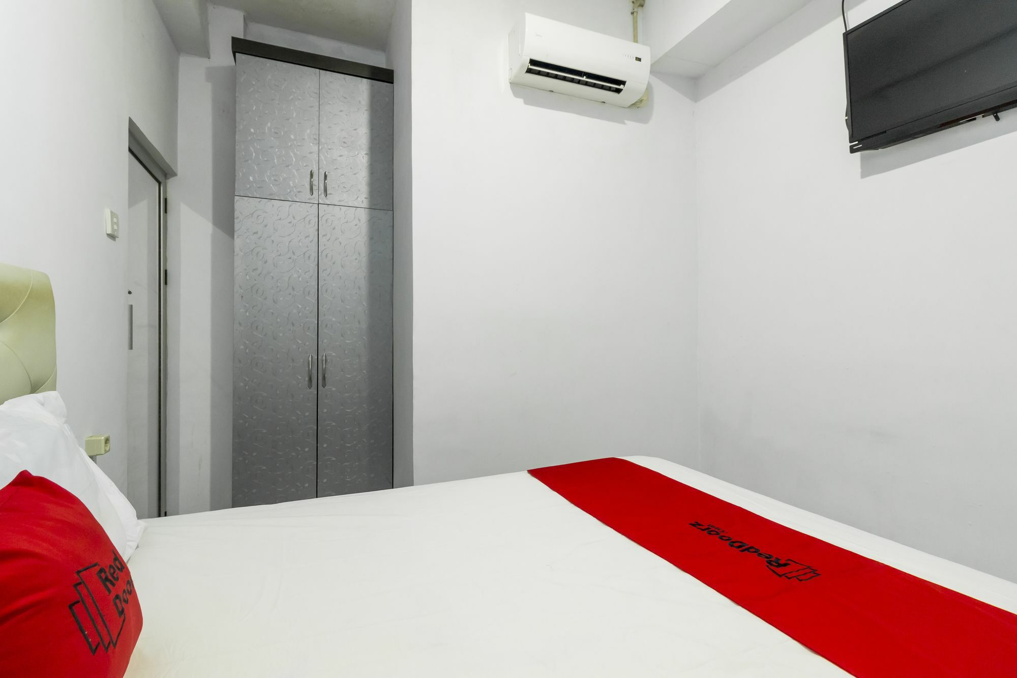 Reddoorz Near Gajah Mada Plaza 2 Hotell Jakarta Eksteriør bilde